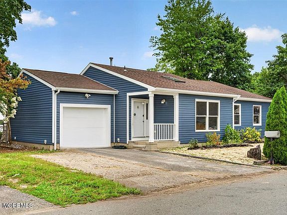 2nd image of 236 Mermaid Avenue
