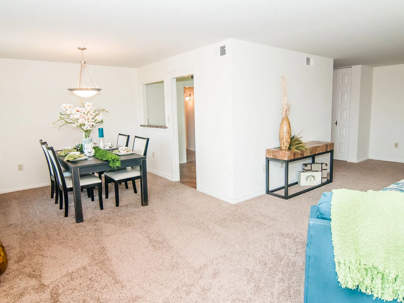 Park Layne Apartments — Photo 2