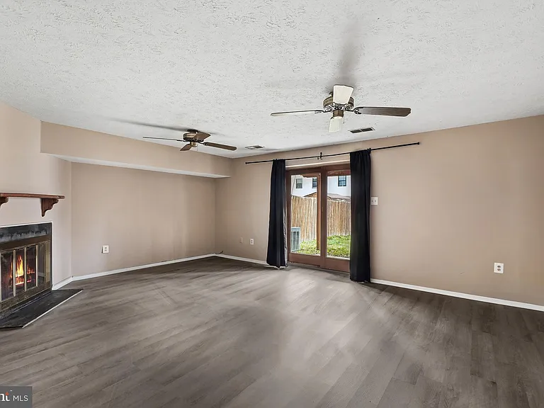 3 Brucester Bridge Ct — Photo 30
