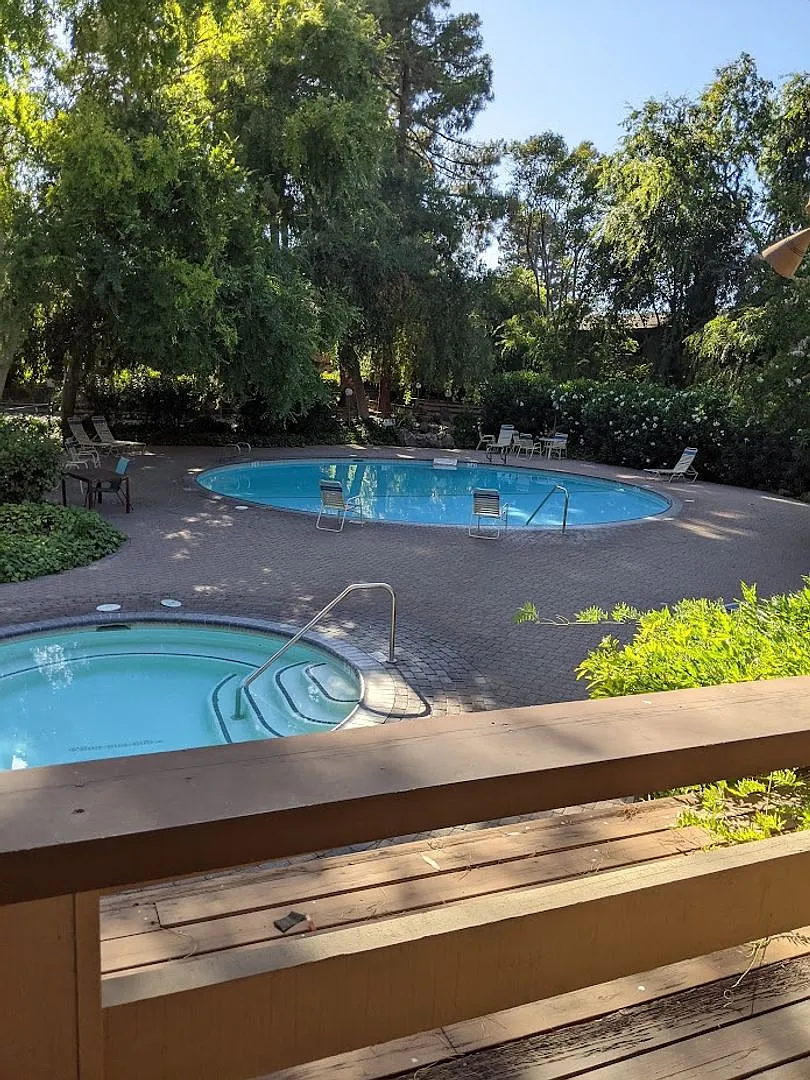 Coming Soon- Santa Clara!! Spacious Upstairs 2 Br 2ba Set Among Old Growth Redwoods! — Photo 4