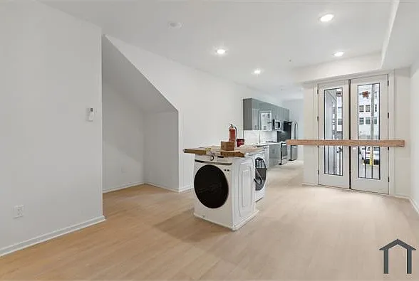 245 N 12th St #2 — Photo 10