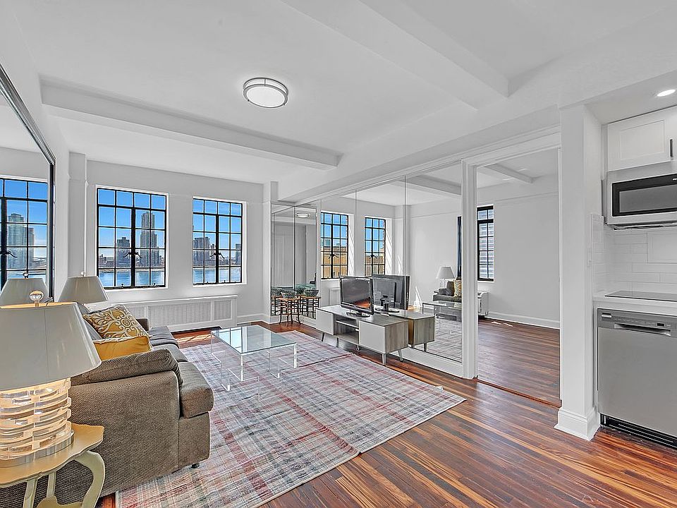 1st image of 5 Tudor City Pl APT 625