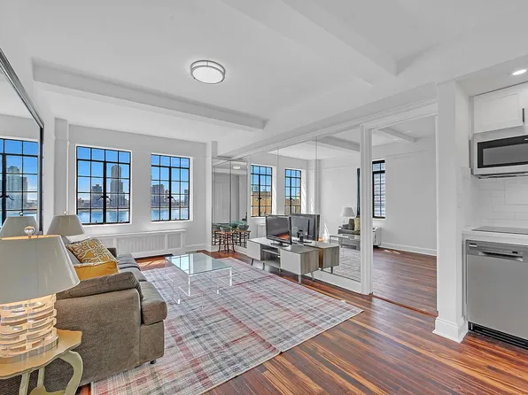 5 Tudor City Pl APT 625, New York, NY 10017