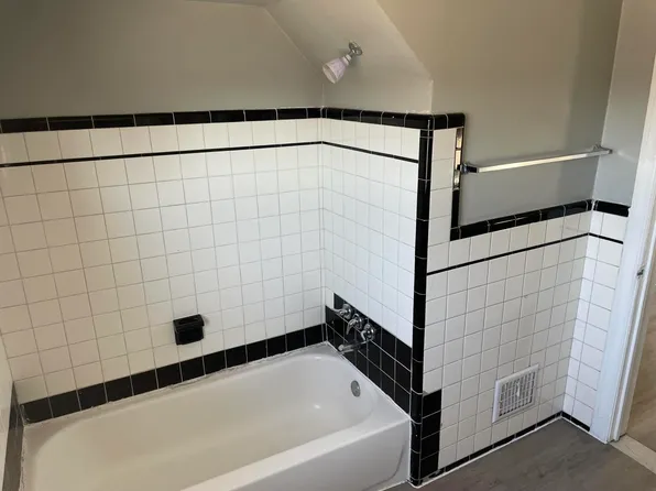 16126 Ilene St, Detroit, MI 48221