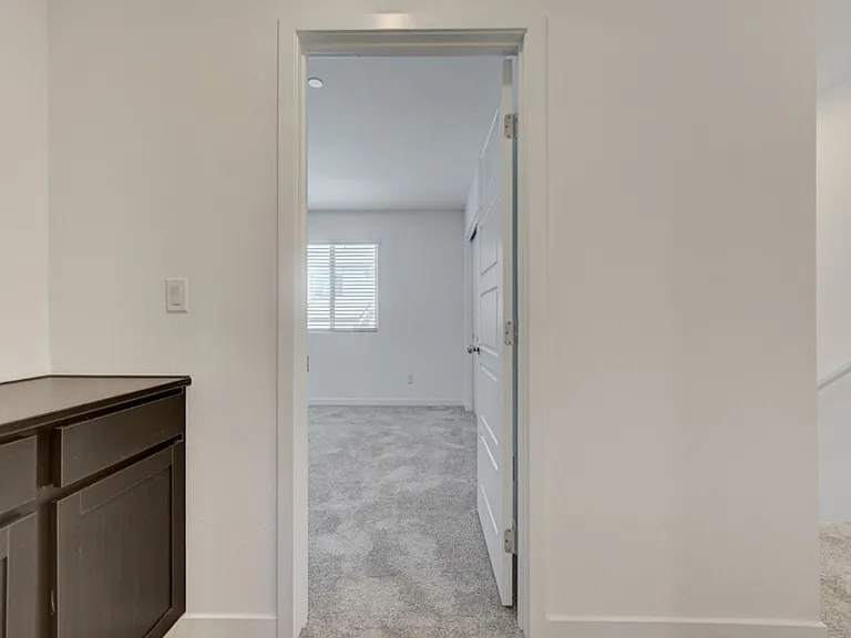 10772 Paget Ct — Photo 17