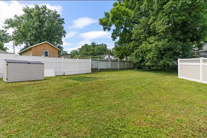 2 Burgundy Ct — Photo 19