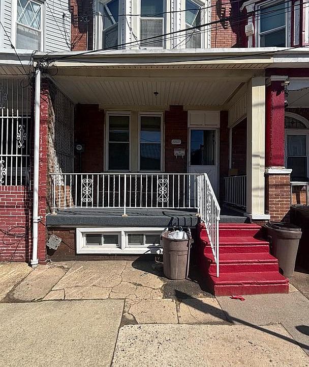 1st image of 1165 Thurman St