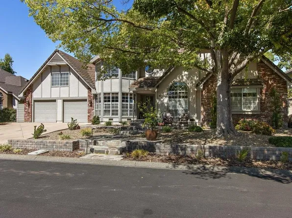 843 Shore Breeze Dr, Sacramento, CA 95831