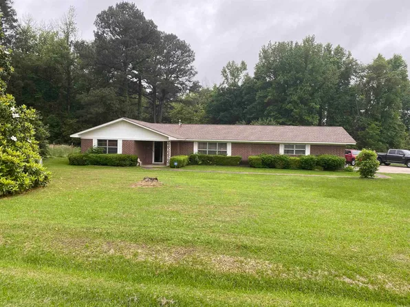 1265 Mine St, Nashville, AR 71852