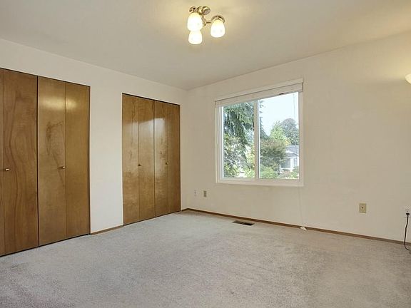 4th image of 13451 NE 135th St