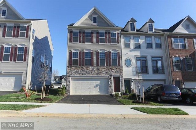 1st image of 319 Hersden Ln