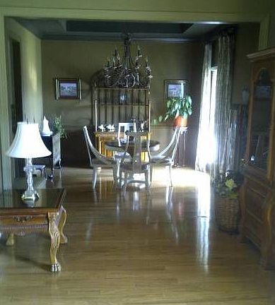 4th image of 7125 Laurel Wood Dr