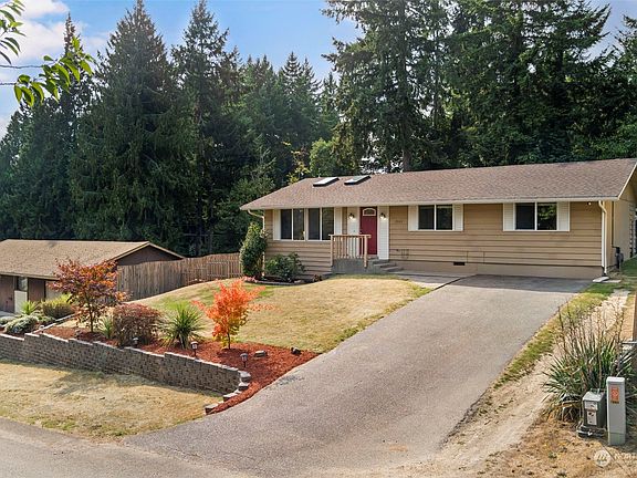 2nd image of 7009 Parkdale Drive NW