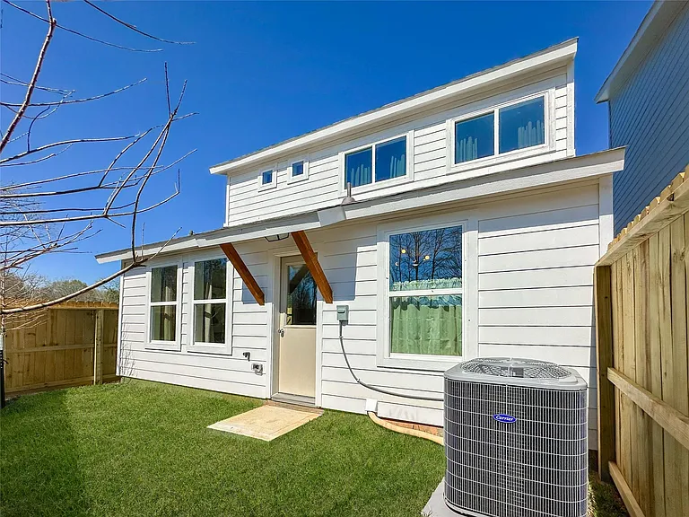 2710 Discovery Trails Ct — Photo 35