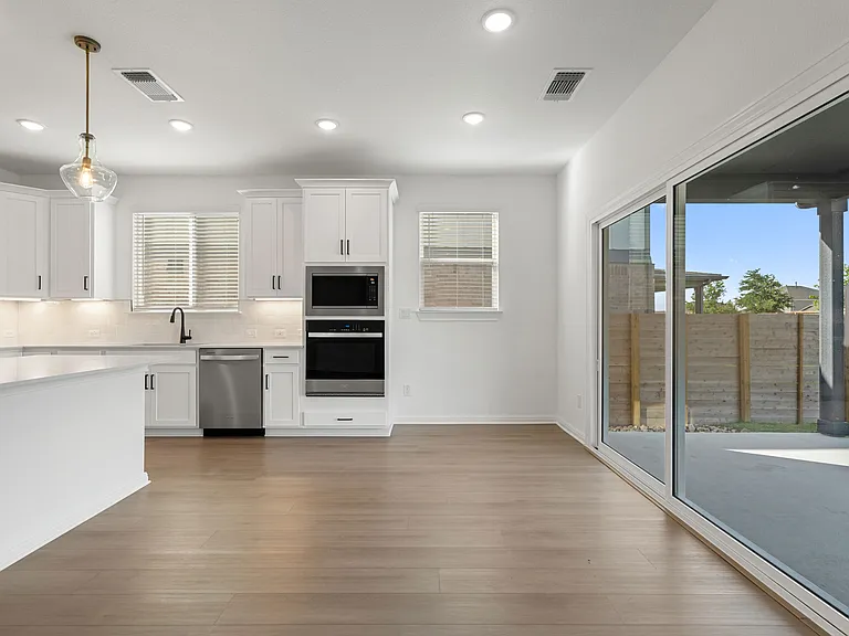 528 Knot Dr — Photo 15