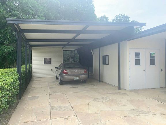 2nd image of 16817 Silver Shores Ln