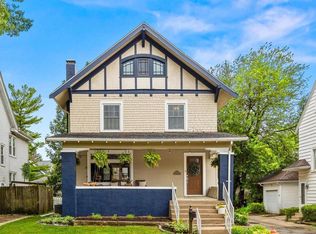1217 N Elmwood Ave, Peoria, IL