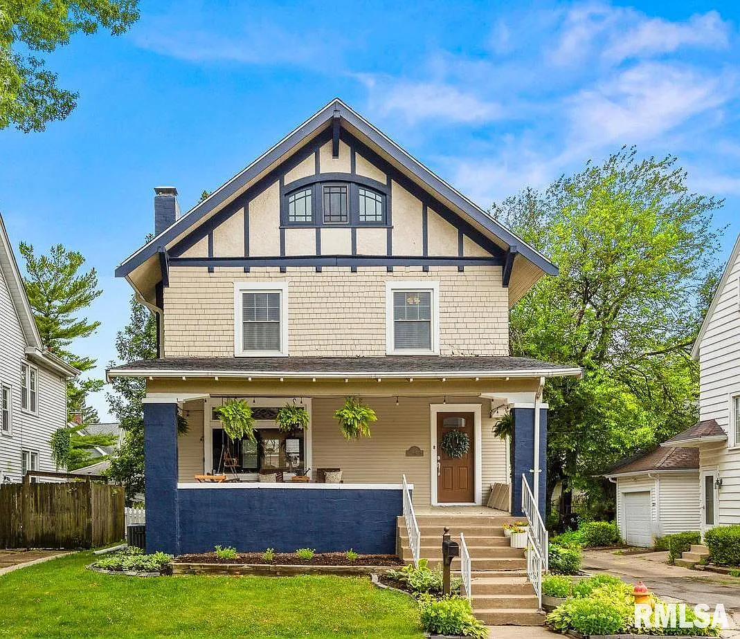 1217 N Elmwood Ave photo 1