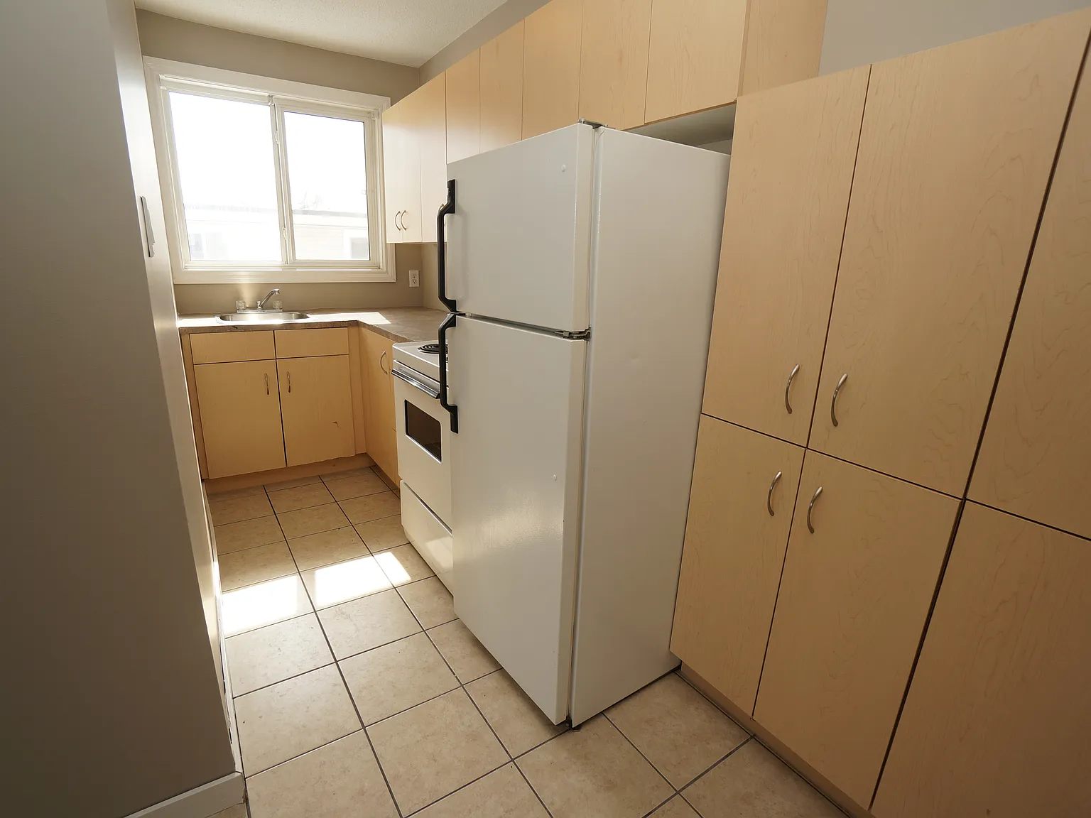 Rosario Apartments — Photo 4