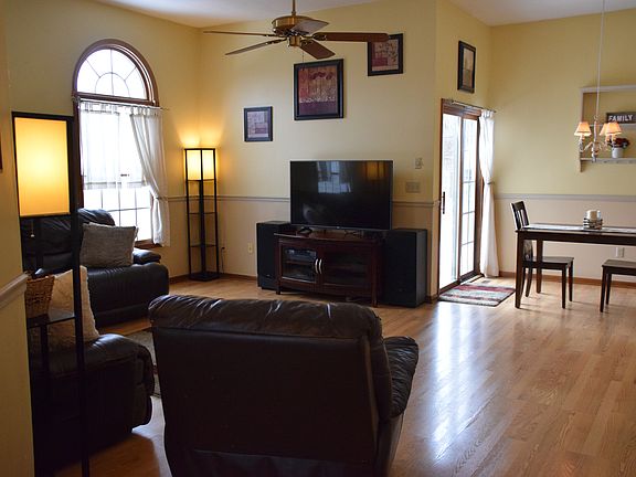 5th image of 56611 Sandalwood Dr