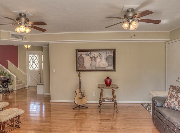 4th image of 540 Hillwood Dr