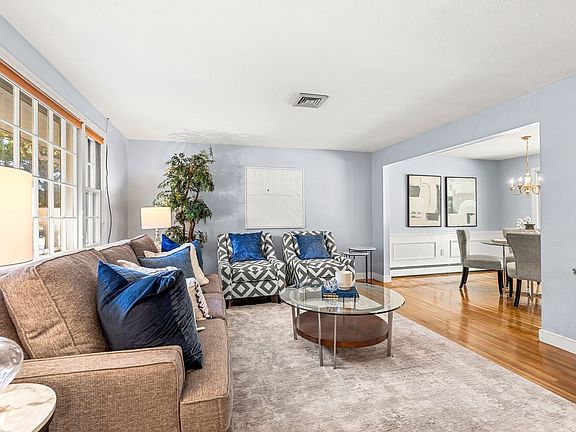 3rd image of 72 Alden Rd