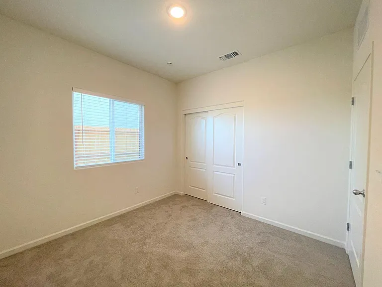 4211 Candle Ct — Photo 12
