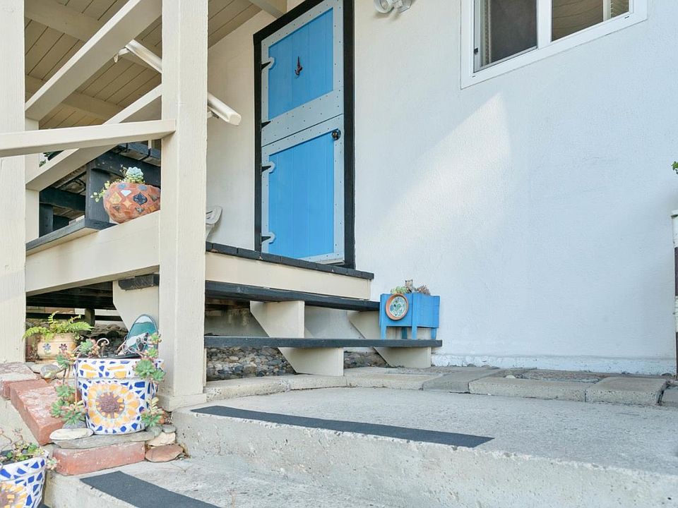 1147 Presidio Blvd, Pacific Grove, CA 93950 Zillow