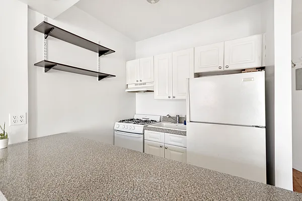 Rented by Compass | media 14