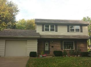 214S S Grand Ave, Maryville, MO 64468