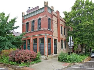 858 N Winchester Ave APT C, Chicago, IL 60622
