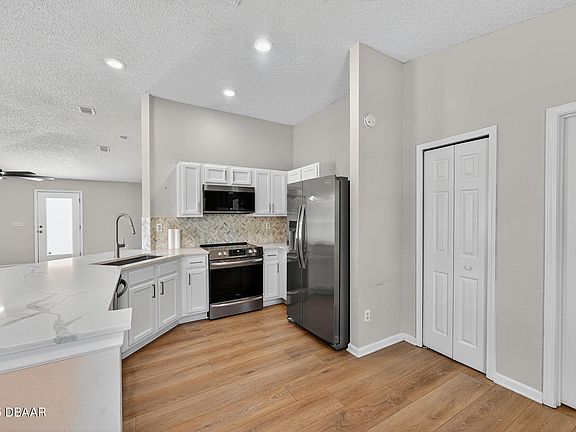 4th image of 5 Promenade Pl