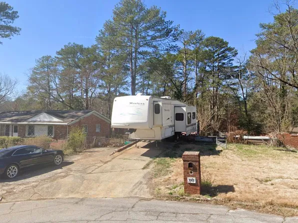 3963 Joanne Ct, Forest Park, GA 30297