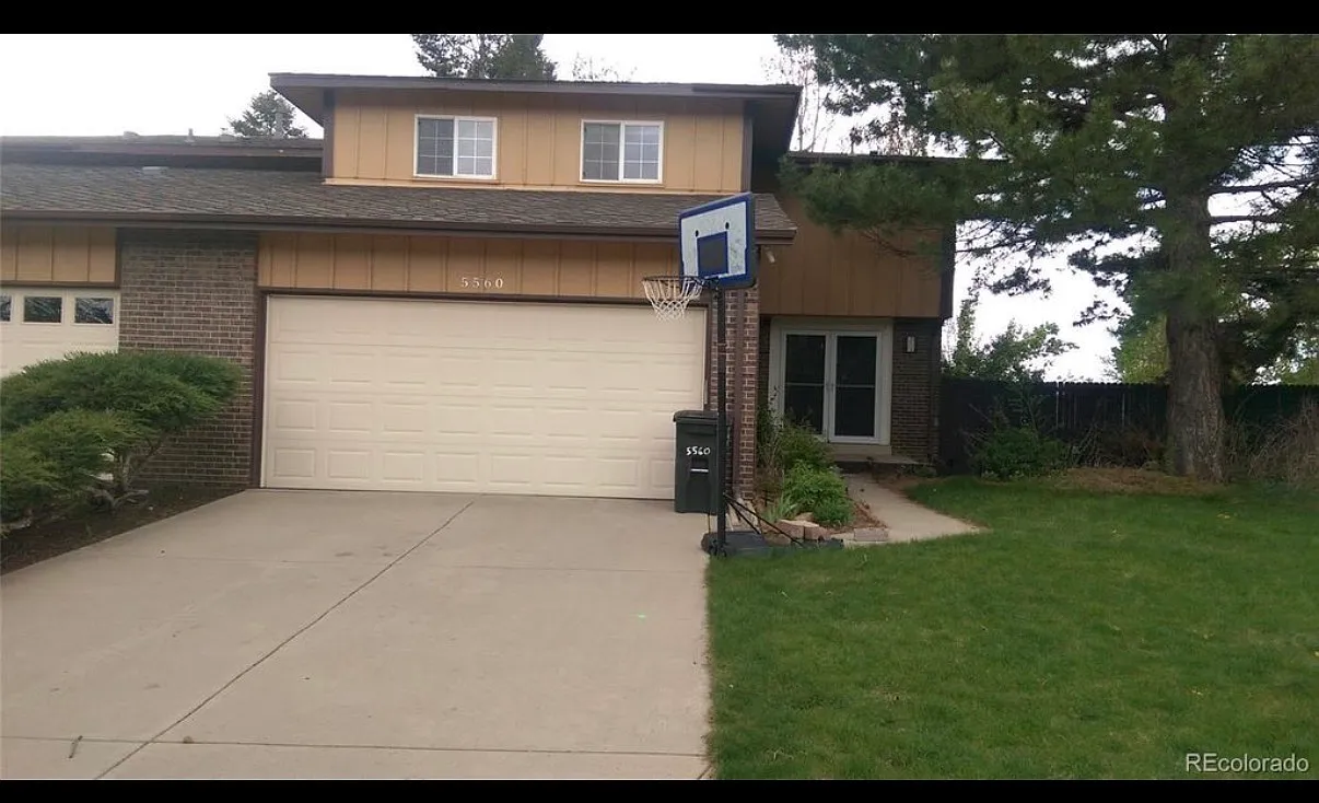 4 bed, 3.5 bath, 2512 sqft, $3,100 — Photo 1