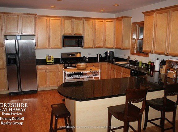 3rd image of 4335 N Ashland 3 #3