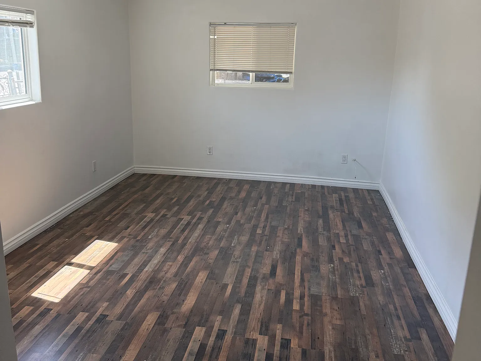 3 bed, 1500 sqft, $4,300 — Photo 2