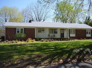 800 S McCombs St, Martin, TN 38237