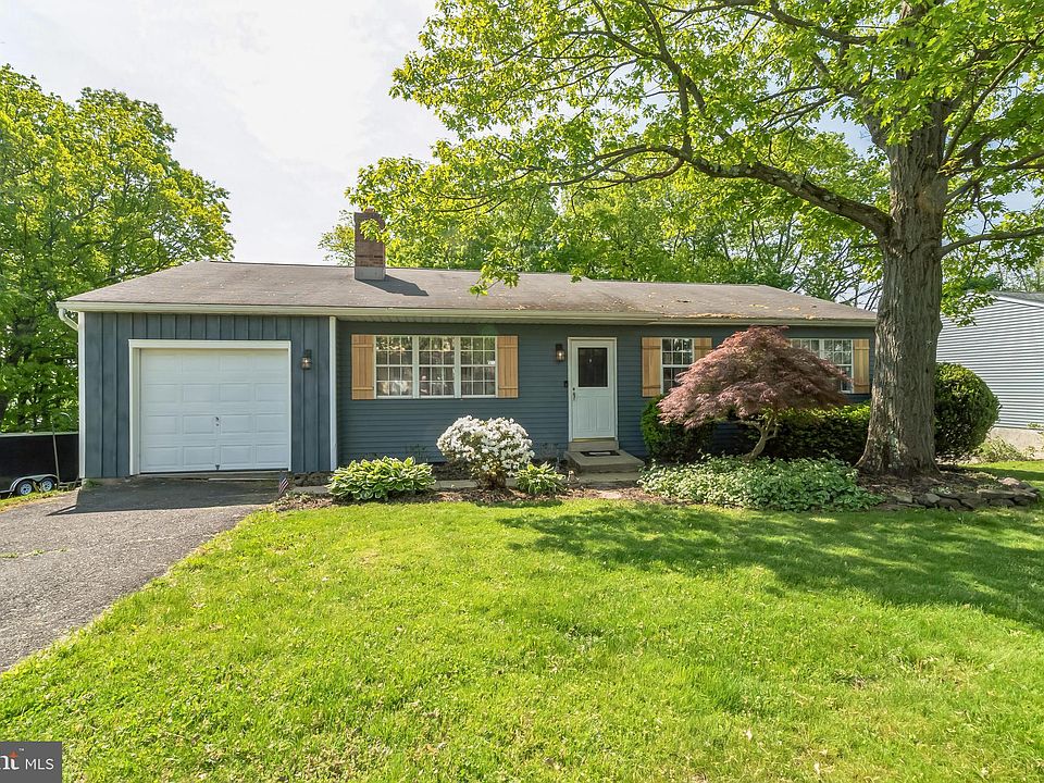 254 Parkridge Dr, Perkasie, PA 18944 Zillow
