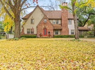 403 W 58th St, Kansas City, MO 64113