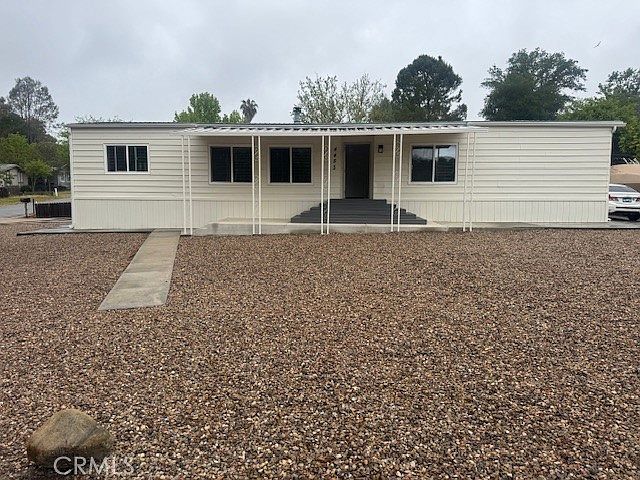 1st image of 4455 Valley Ln