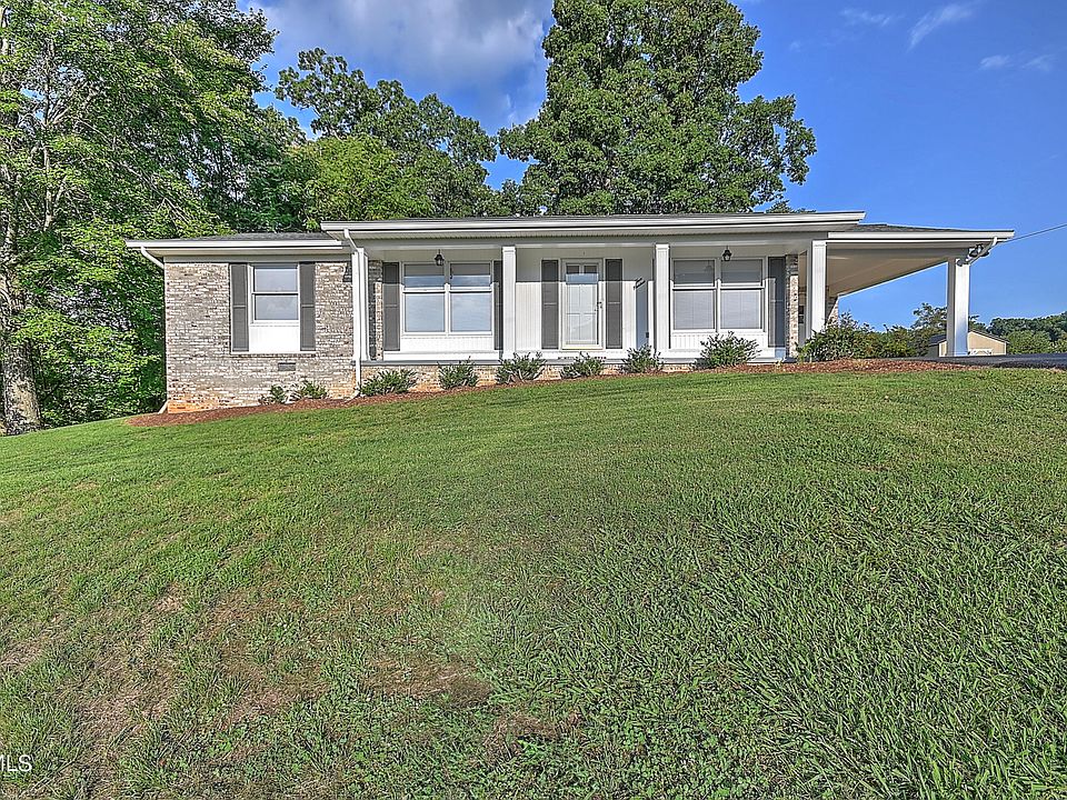 1st image of 300 Wonderland Dr