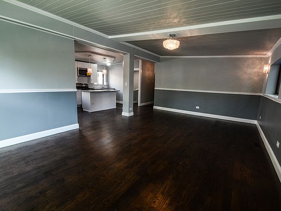 4th image of 7325 S Vernon Ave #1