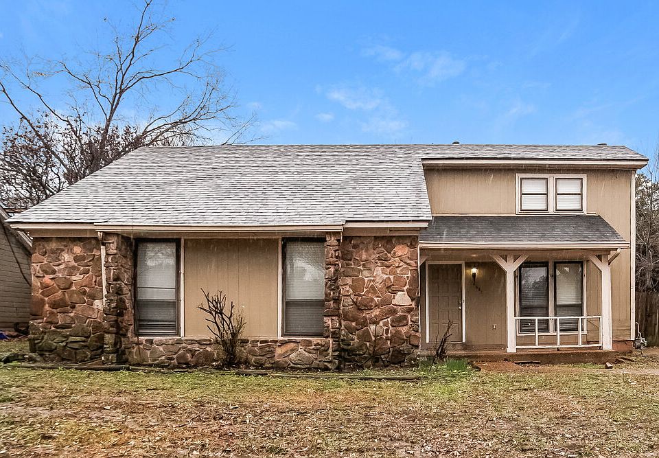 1st image of 4381 Crescent Park Dr