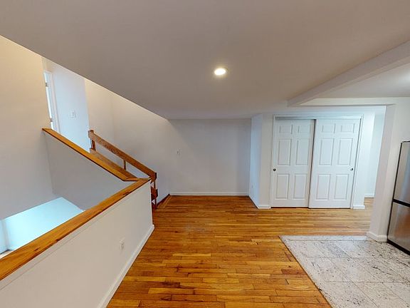 3rd image of 10 Jones St APT 5C
