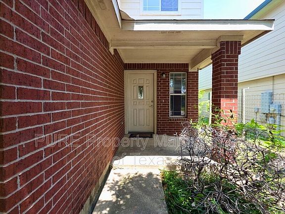 2nd image of 7412 Cayenne Ln