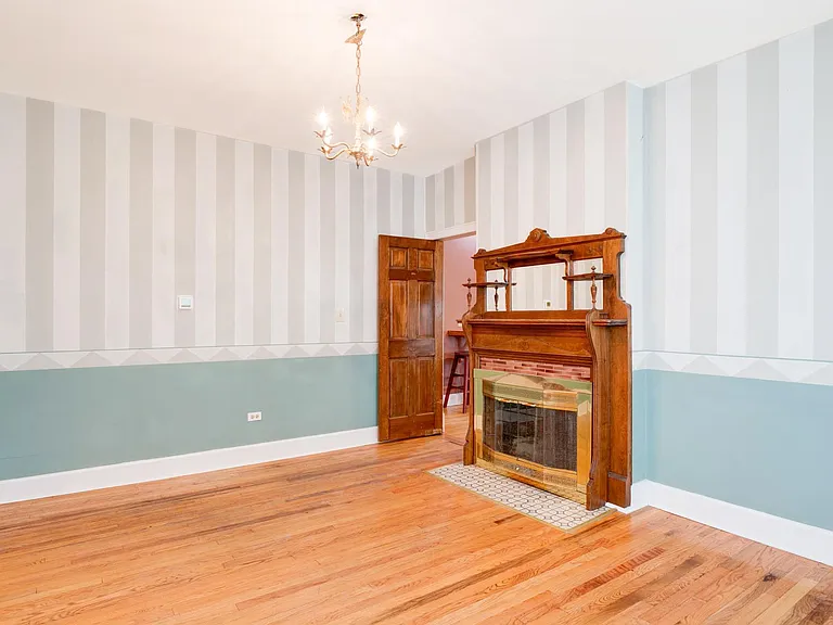 1016 Garnett Pl — Photo 10