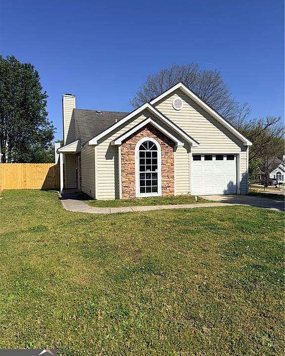 1st image of 16 Brighton Ct