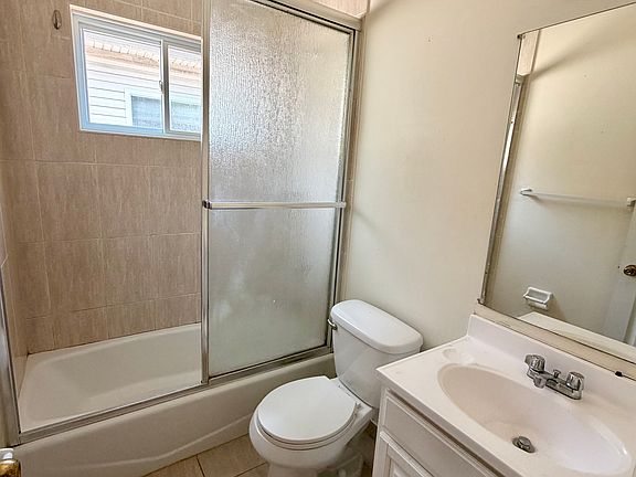 5th image of 75 Sumner Ave Floor 2