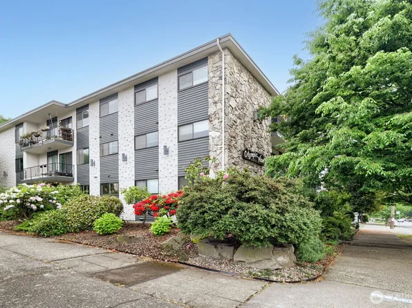 6110 24th Avenue NW #203, Seattle, WA 98107