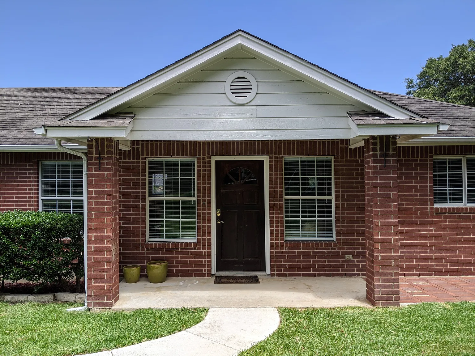 3 bed, 2.5 bath, 1450 sqft, $1,800 — Photo 1